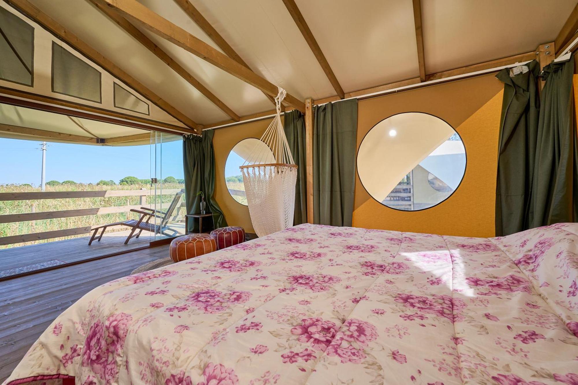 Suite Glamping Vicino Al Mare Piombino Ngoại thất bức ảnh