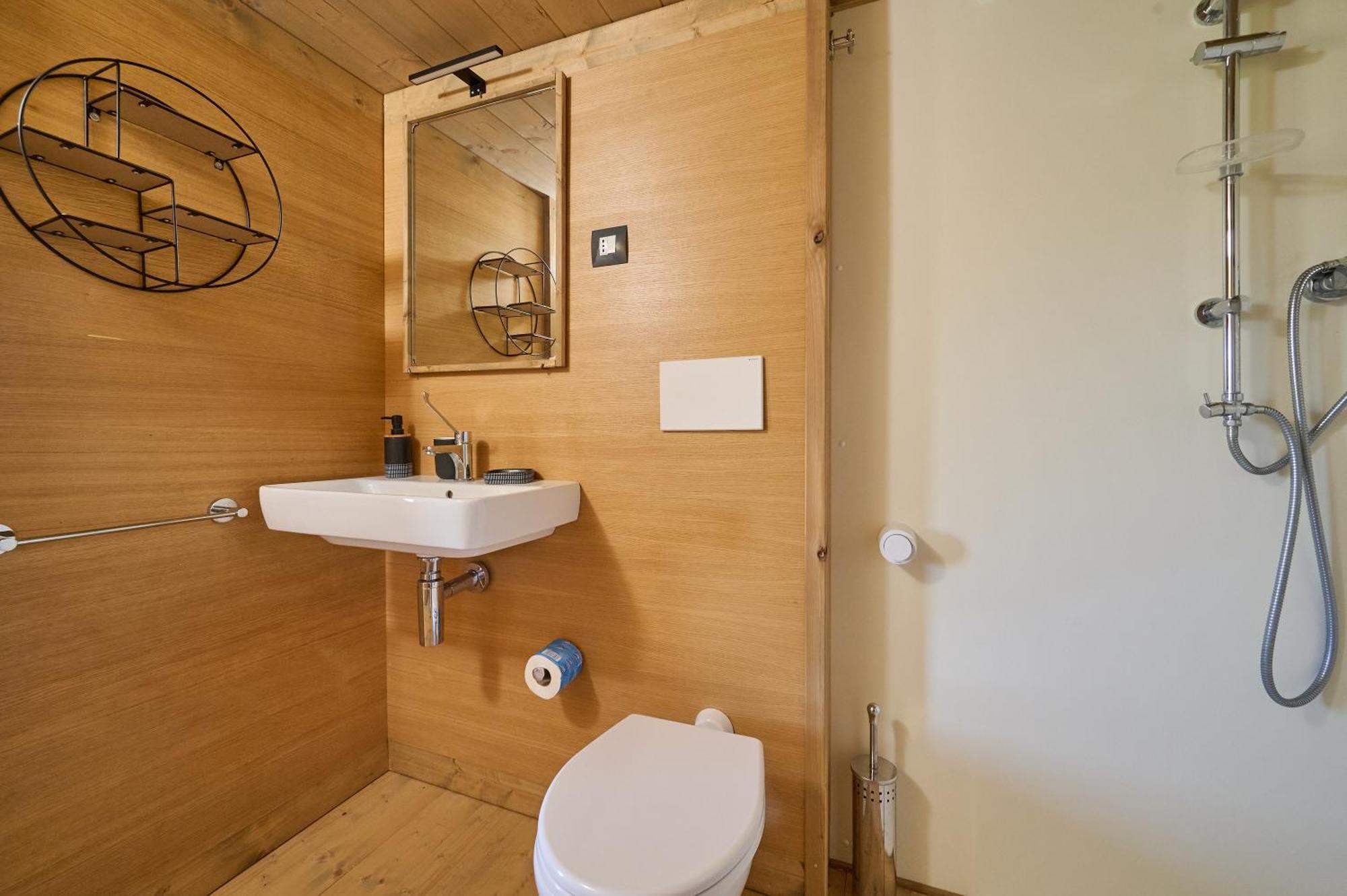 Suite Glamping Vicino Al Mare Piombino Ngoại thất bức ảnh